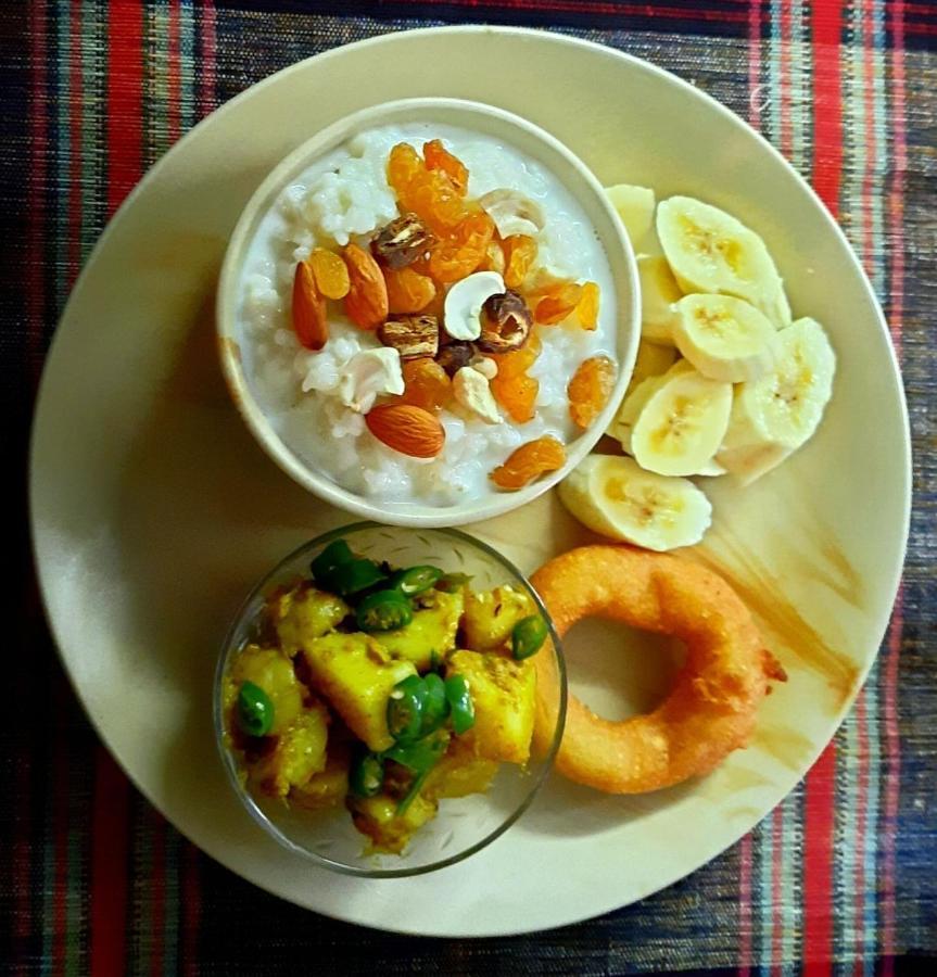Pradhan House - Home Stay With Garden Bhatgoan Екстериор снимка