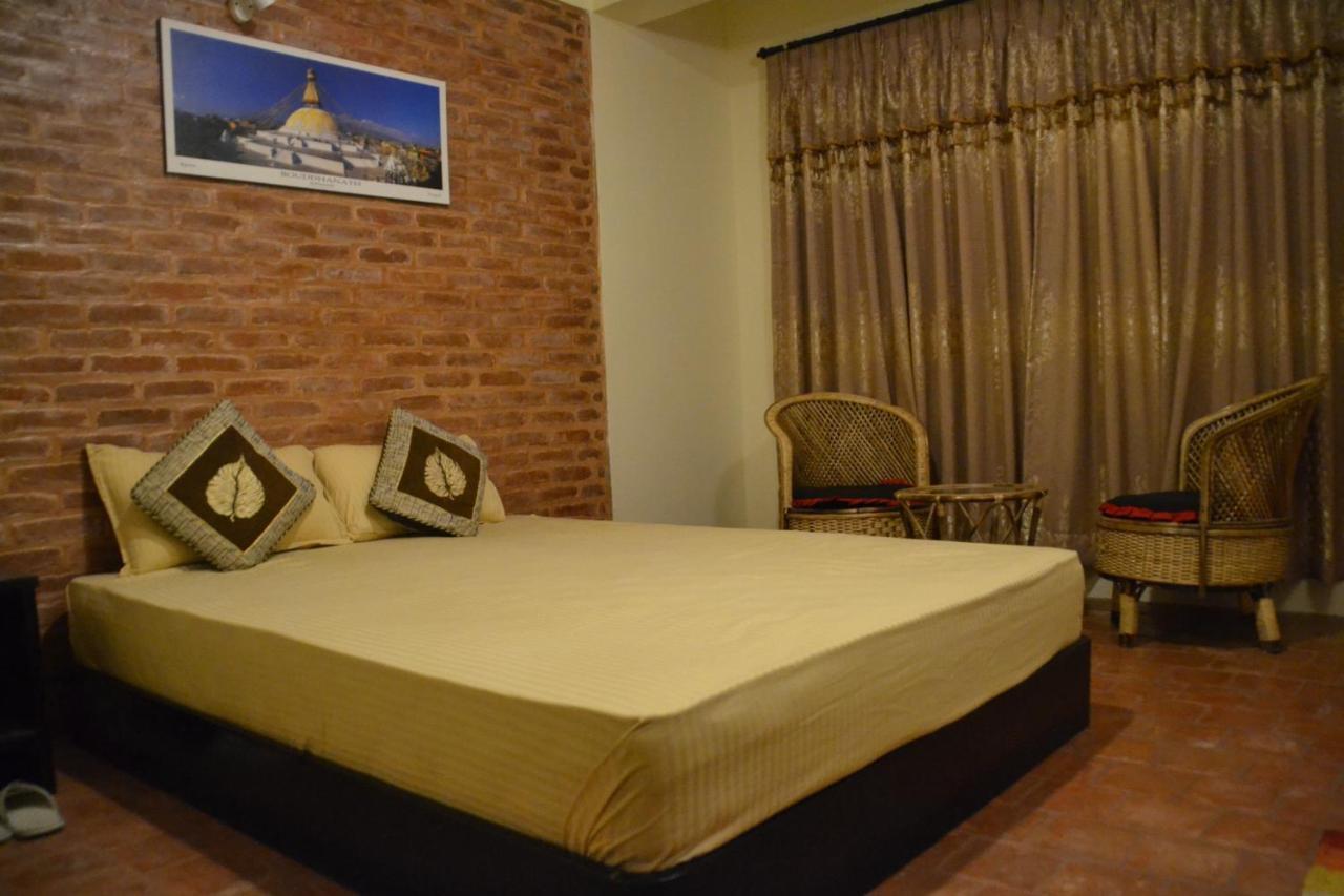 Pradhan House - Home Stay With Garden Bhatgoan Екстериор снимка