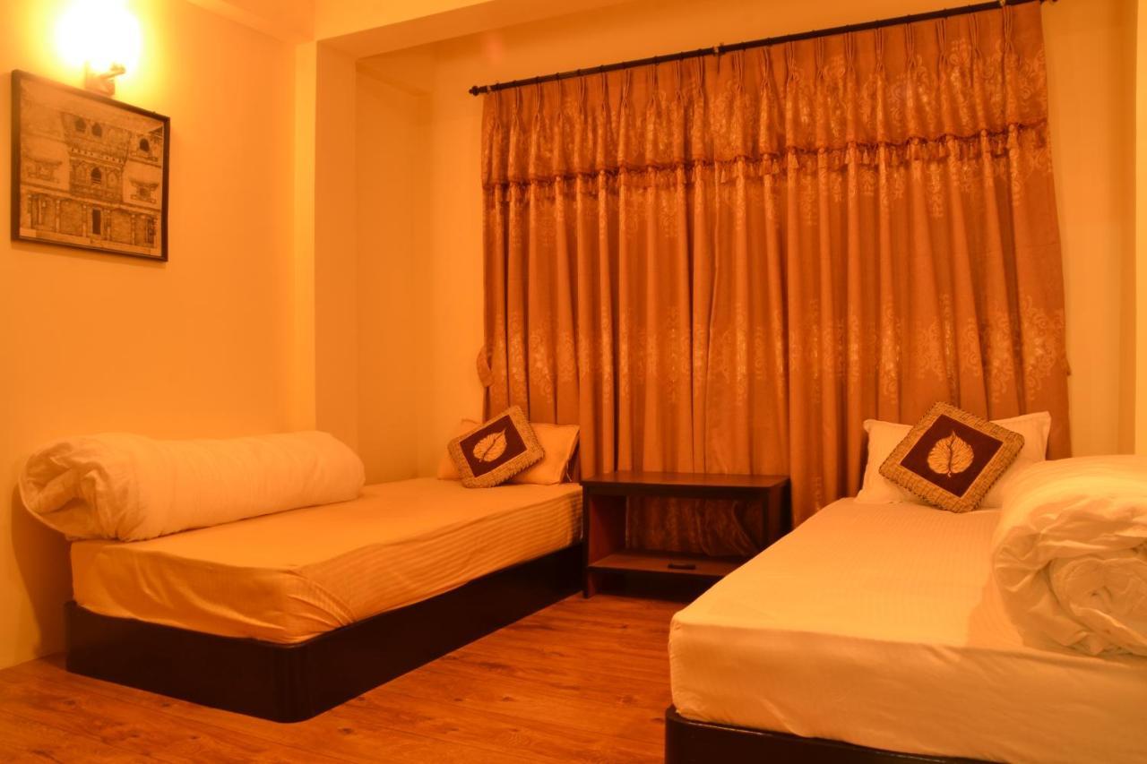 Pradhan House - Home Stay With Garden Bhatgoan Екстериор снимка